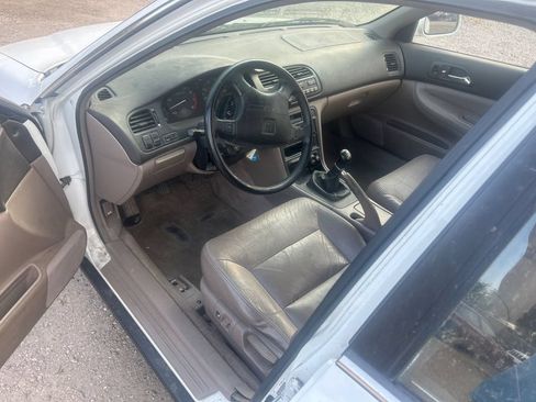 Used 1995 Honda Accord EX image 2