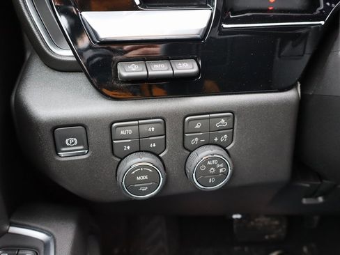 New 2026 Chevrolet Silverado 2500 High Country w/ Technology Package image 13