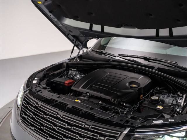 New 2026 Land Rover Range Rover Velar S AWD/4WD image 10