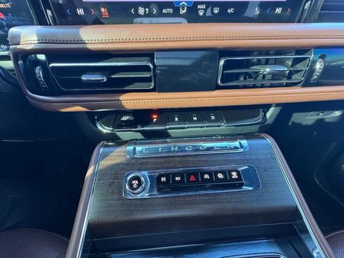 Used 2025 Lincoln Aviator Reserve w/ Jet Appearance Package image 24