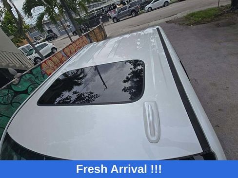 Used 2021 Chevrolet Silverado 1500 High Country w/ Technology Package AWD/4WD image 9