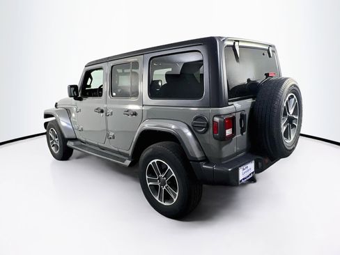 Used 2023 Jeep Wrangler Sahara w/ Cold Weather Group AWD/4WD image 7