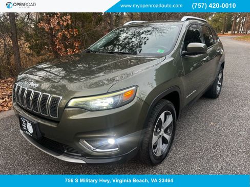 Used 2019 Jeep Cherokee Limited image 1