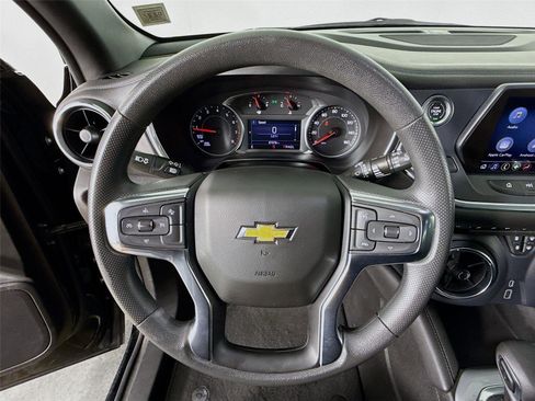 Used 2022 Chevrolet Blazer LT AWD/4WD image 4