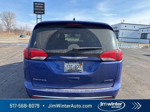 Used 2020 Chrysler Pacifica Limited image 8