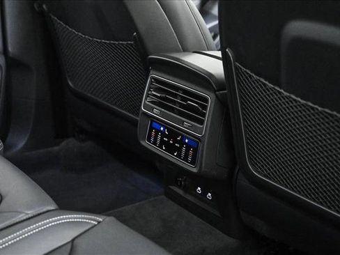 Certified 2025 Audi Q8 Prestige w/ Prestige Package image 18