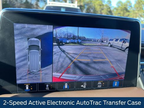 Used 2021 Chevrolet Suburban High Country image 37