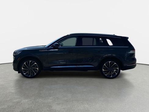 Used 2022 Lincoln Aviator Reserve w/ Equipment Group 201A image 8