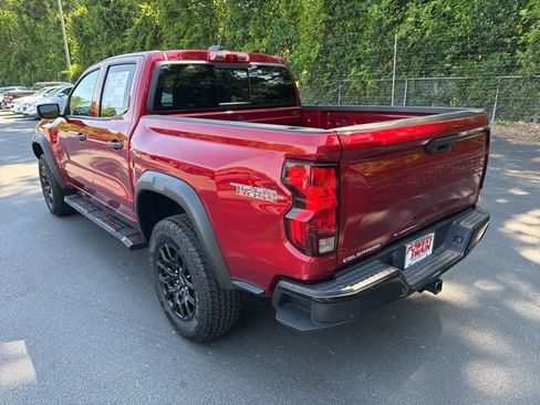 Used 2024 Chevrolet Colorado Trail Boss w/ Advanced Trailering Package AWD/4WD image 3
