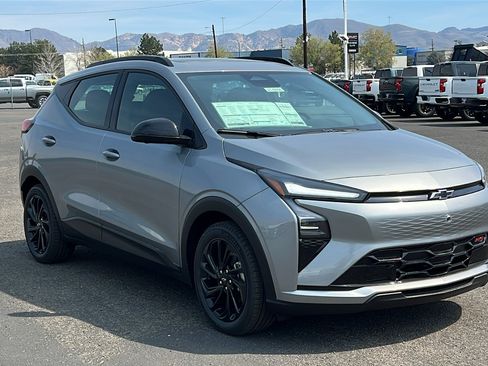 New 2027 Chevrolet Bolt RS w/ Technology Package FWD image 3