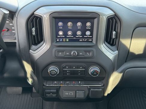 Used 2023 Chevrolet Silverado 1500 Custom image 8