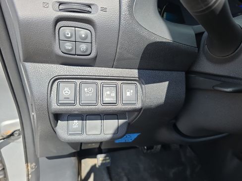 Used 2015 Nissan Leaf S w/ Charge Package FWD image 9