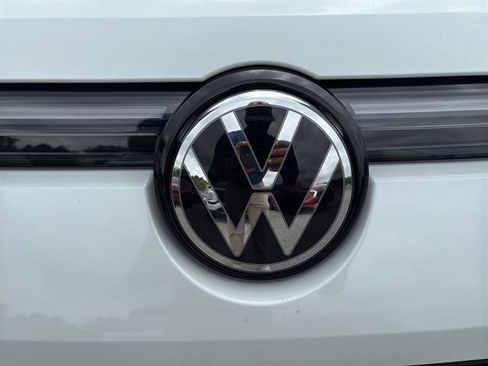 New 2026 Volkswagen Tiguan SEL R-Line AWD/4WD image 11