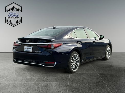 Used 2020 Lexus ES 300h w/ Premium Package image 5