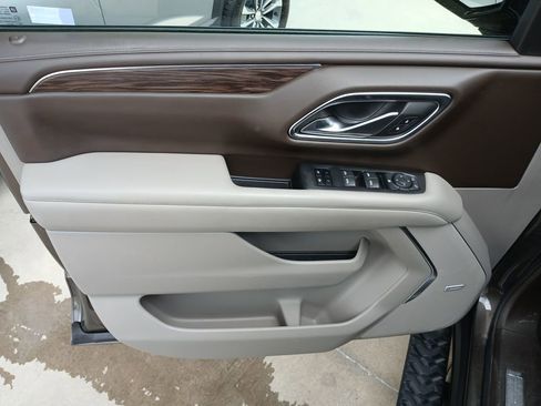 Certified 2021 Chevrolet Suburban Z71 AWD/4WD image 23