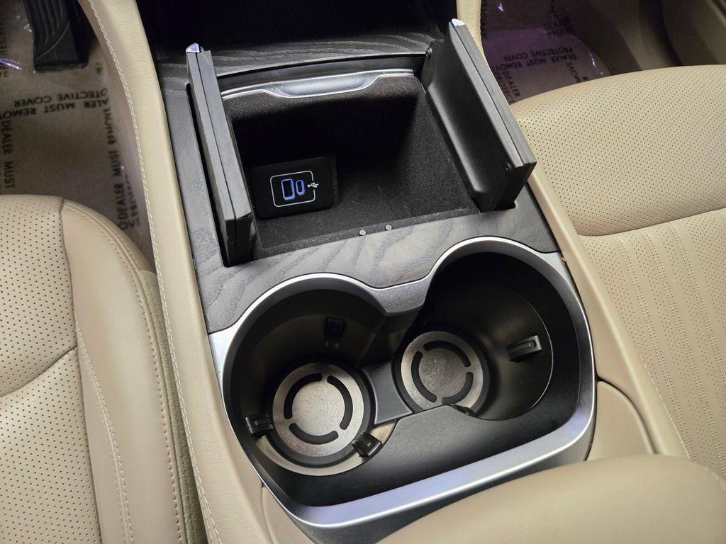 Certified 2023 Maserati Grecale GT AWD/4WD image 41
