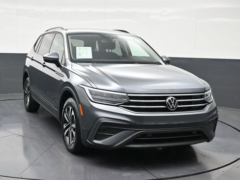 Used 2023 Volkswagen Tiguan S image 8