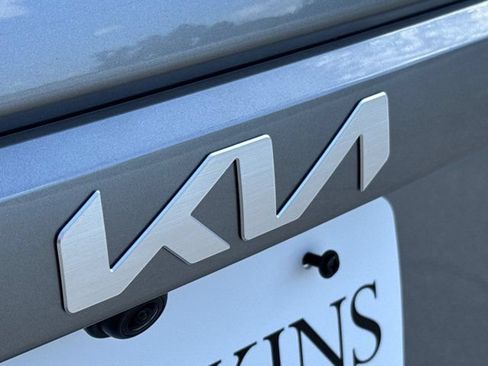New 2026 Kia Niro Wind FWD image 32