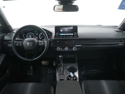 Used 2024 Honda Civic Sport image 13