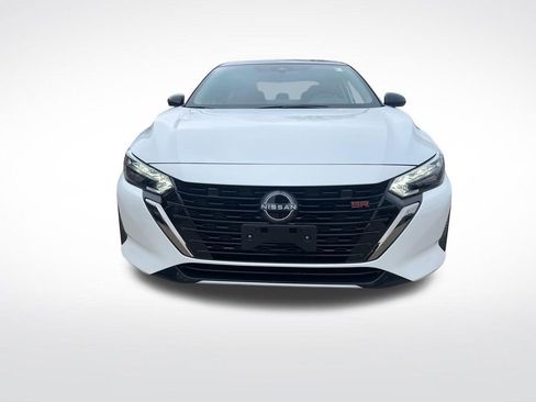 Certified 2024 Nissan Sentra SR image 2