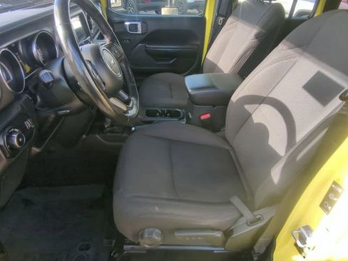 Used 2023 Jeep Wrangler Unlimited Sport AWD/4WD image 8