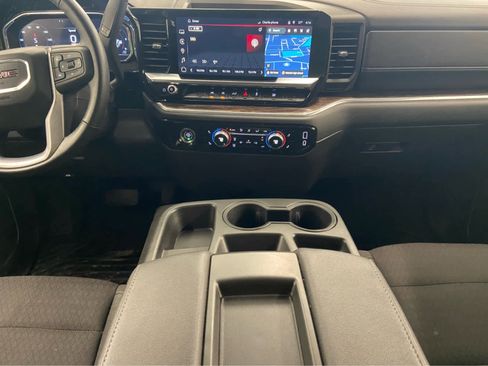 Used 2023 GMC Sierra 1500 SLE AWD/4WD image 17