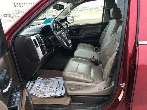 Used 2018 GMC Sierra 1500 SLT w/ SLT Premium Package AWD/4WD image 10