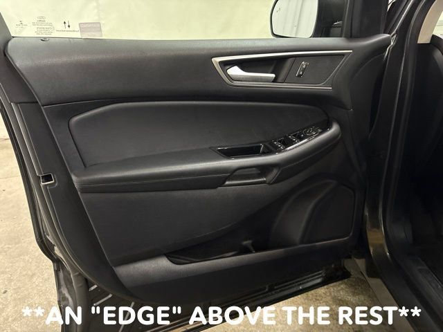 Used 2020 Ford Edge SEL w/ Convenience Package AWD/4WD image 30