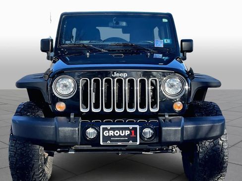 Used 2017 Jeep Wrangler Unlimited Sahara w/ Connectivity Group image 3