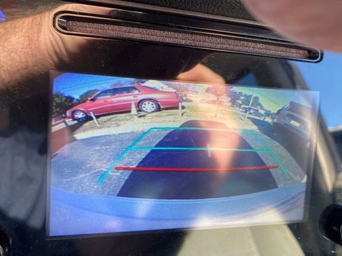 Used 2017 Toyota Sienna L image 28