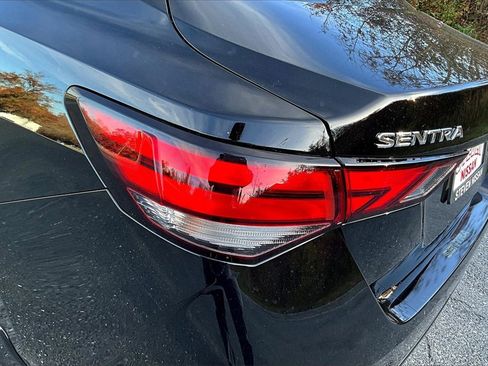 New 2025 Nissan Sentra SV image 27