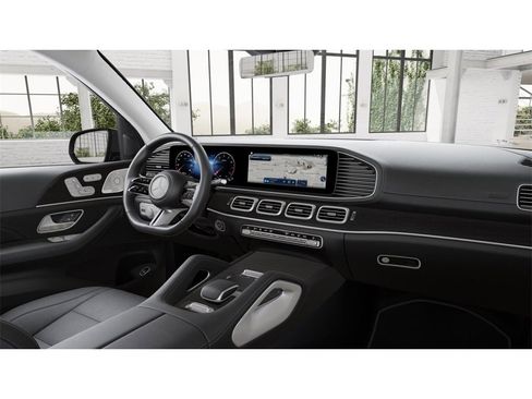 New 2026 Mercedes-Benz GLS 450 4MATIC image 6