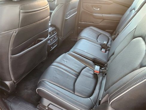 Certified 2023 Honda Pilot Elite image 12