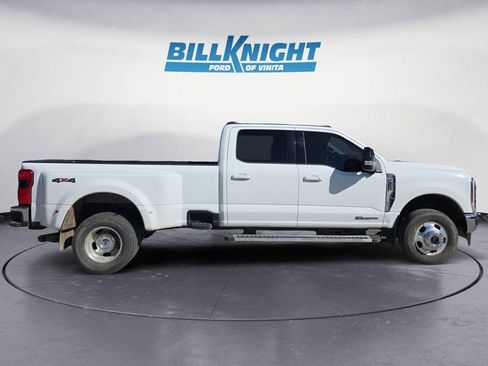Used 2024 Ford F350 Lariat image 6