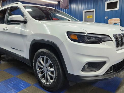 Used 2020 Jeep Cherokee Latitude Plus w/ Cold Weather Group image 2