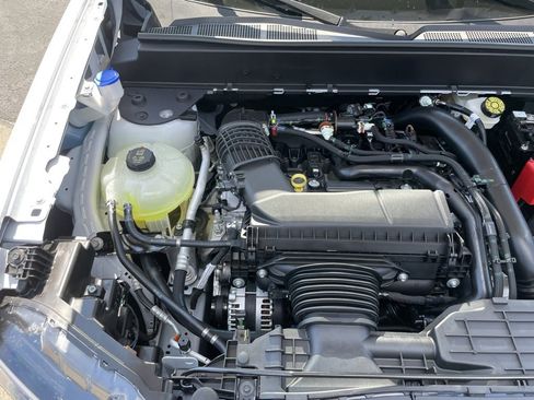 New 2025 Ford Maverick Lobo image 40