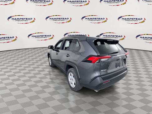 Used 2021 Toyota RAV4 XLE w/ Convenience Package AWD/4WD image 6