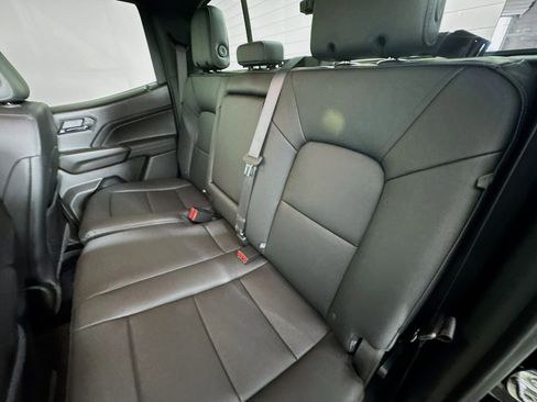 New 2025 GMC Canyon Elevation w/ Convenience Package image 22