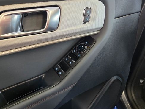 New 2026 Ford Explorer Active w/ Active Comfort Package image 11