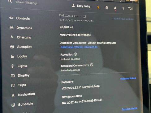 Used 2020 Tesla Model 3 Standard Range image 17