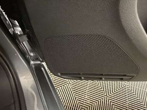 Used 2017 Volkswagen Jetta SE FWD image 31