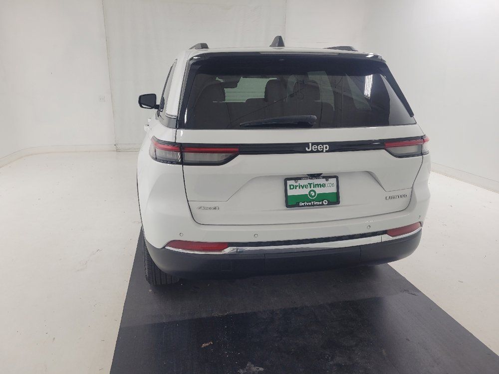 Used 2023 Jeep Grand Cherokee Limited AWD/4WD image 6