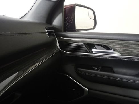 Used 2022 Jeep Wagoneer Series II w/ Premium Group I image 29