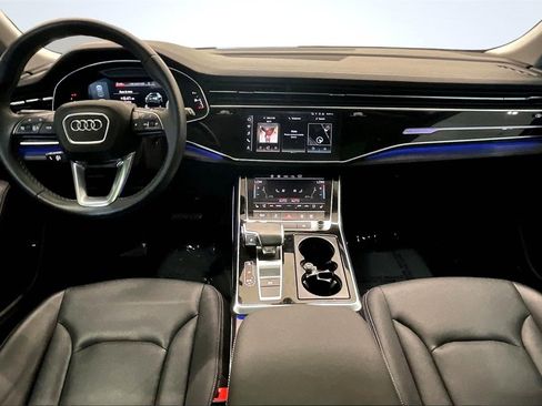Used 2023 Audi Q8 Premium Plus w/ Premium Plus Package image 16