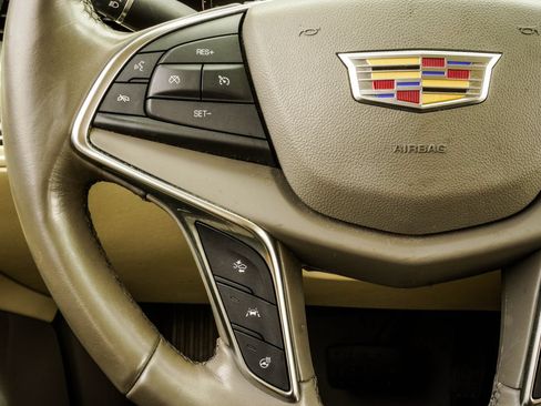 Used 2018 Cadillac XT5 Luxury w/ Driver Awareness Package FWD image 28