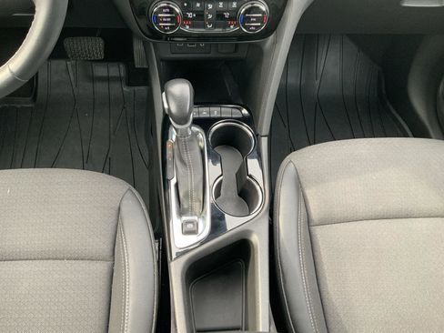 Used 2022 Buick Encore GX Select w/ Sport Touring Package AWD/4WD image 47