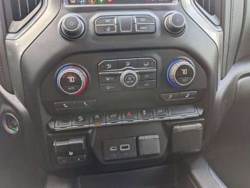 Used 2022 Chevrolet Silverado 1500 RST image 14