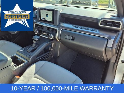 Used 2025 Toyota Tacoma SR5 image 29