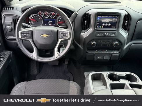 Used 2022 Chevrolet Silverado 1500 Custom w/ Safety Confidence Package RWD image 12