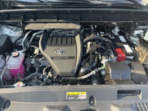 Used 2023 Toyota Highlander XSE AWD/4WD image 11